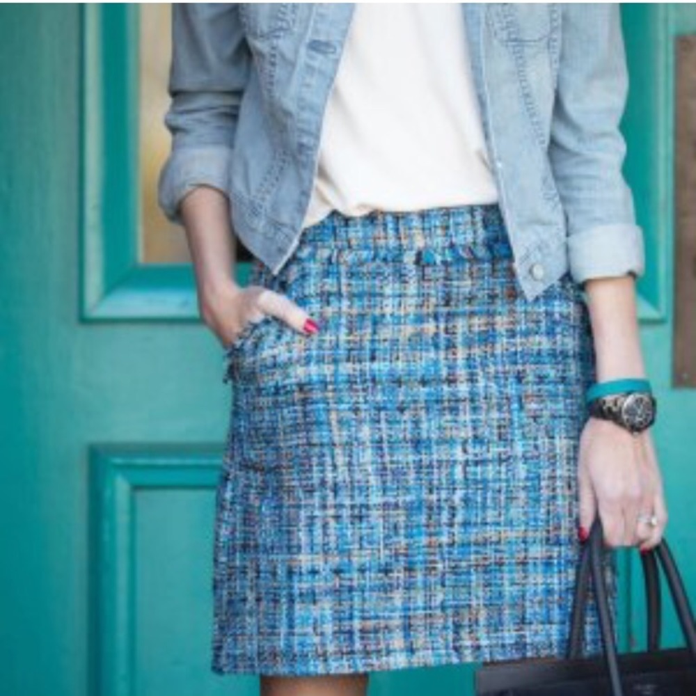 NWT blue tweed pocket skirt